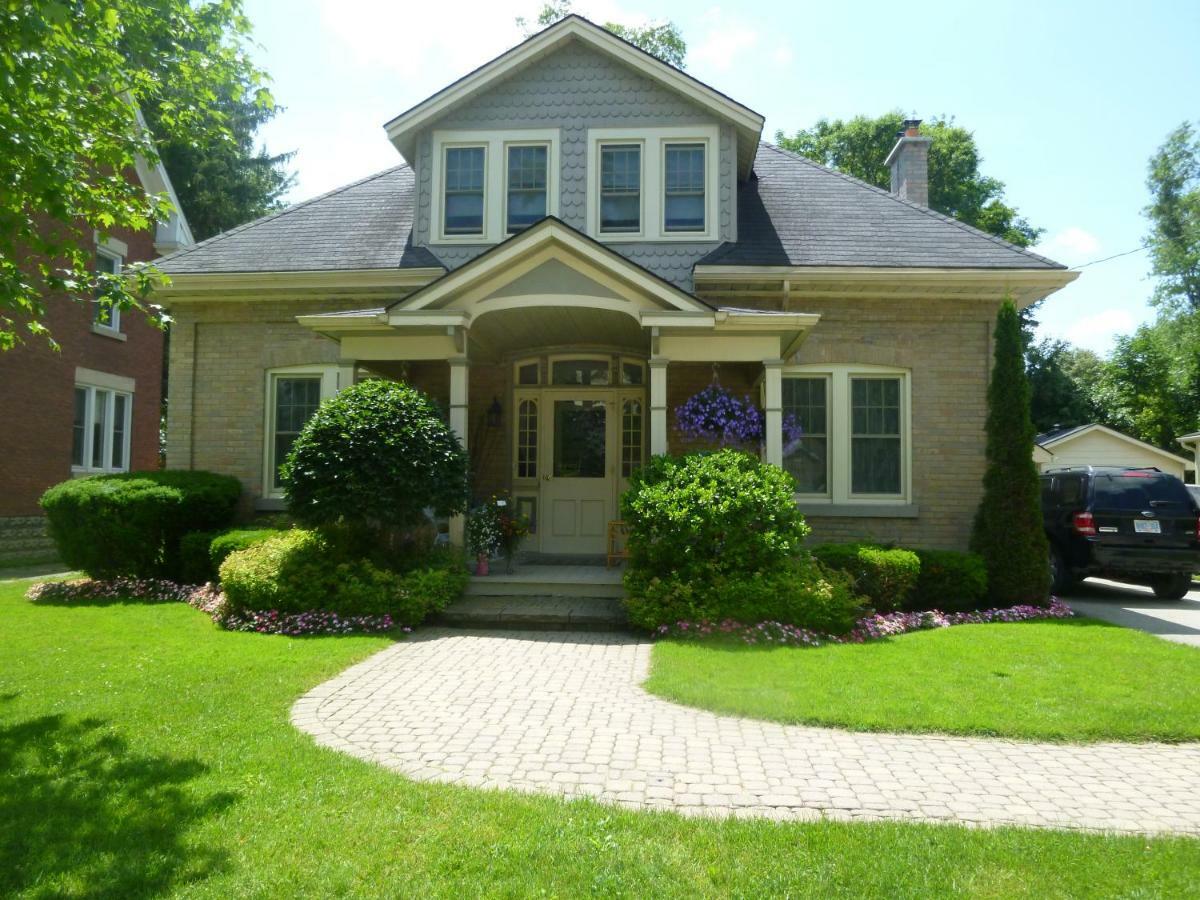 Cottage On Caledonia Bed & Breakfast Stratford Exterior foto